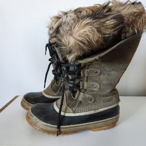 Sorel boots size 7